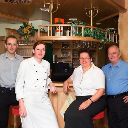 Hotel Restaurant Wallner I Contactless Check-In แซงต์วาเลนทิน ภายนอก รูปภาพ
